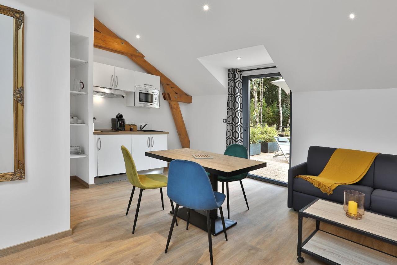 Boutique-Hotel Restaurant L'Atelier D'Epicure Logis Castels ภายนอก รูปภาพ