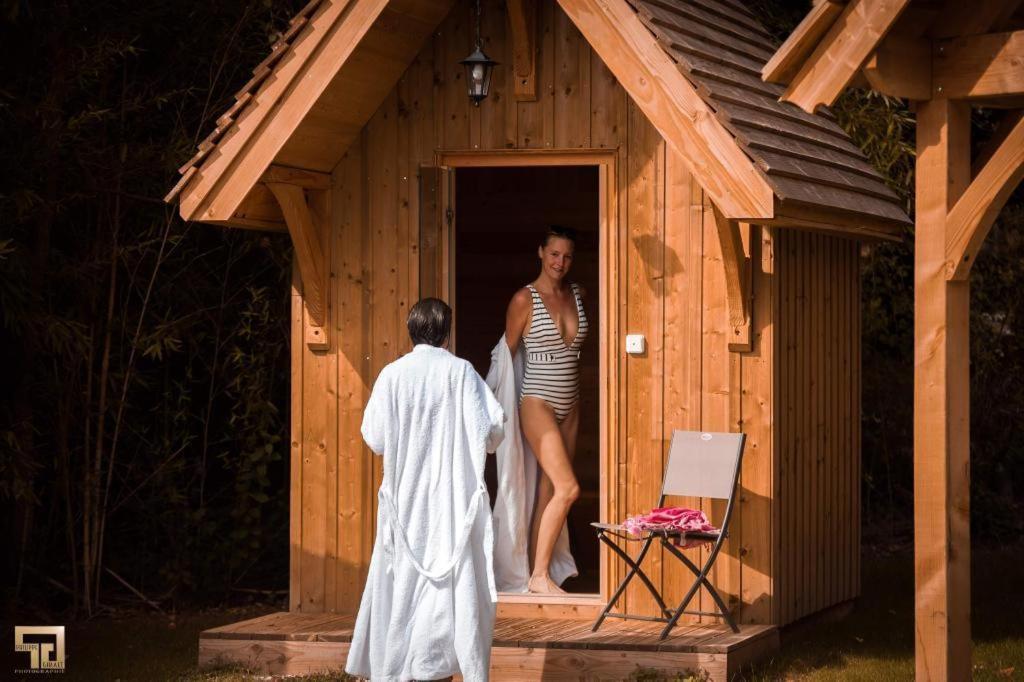 Boutique-Hotel Restaurant L'Atelier D'Epicure Logis Castels ภายนอก รูปภาพ
