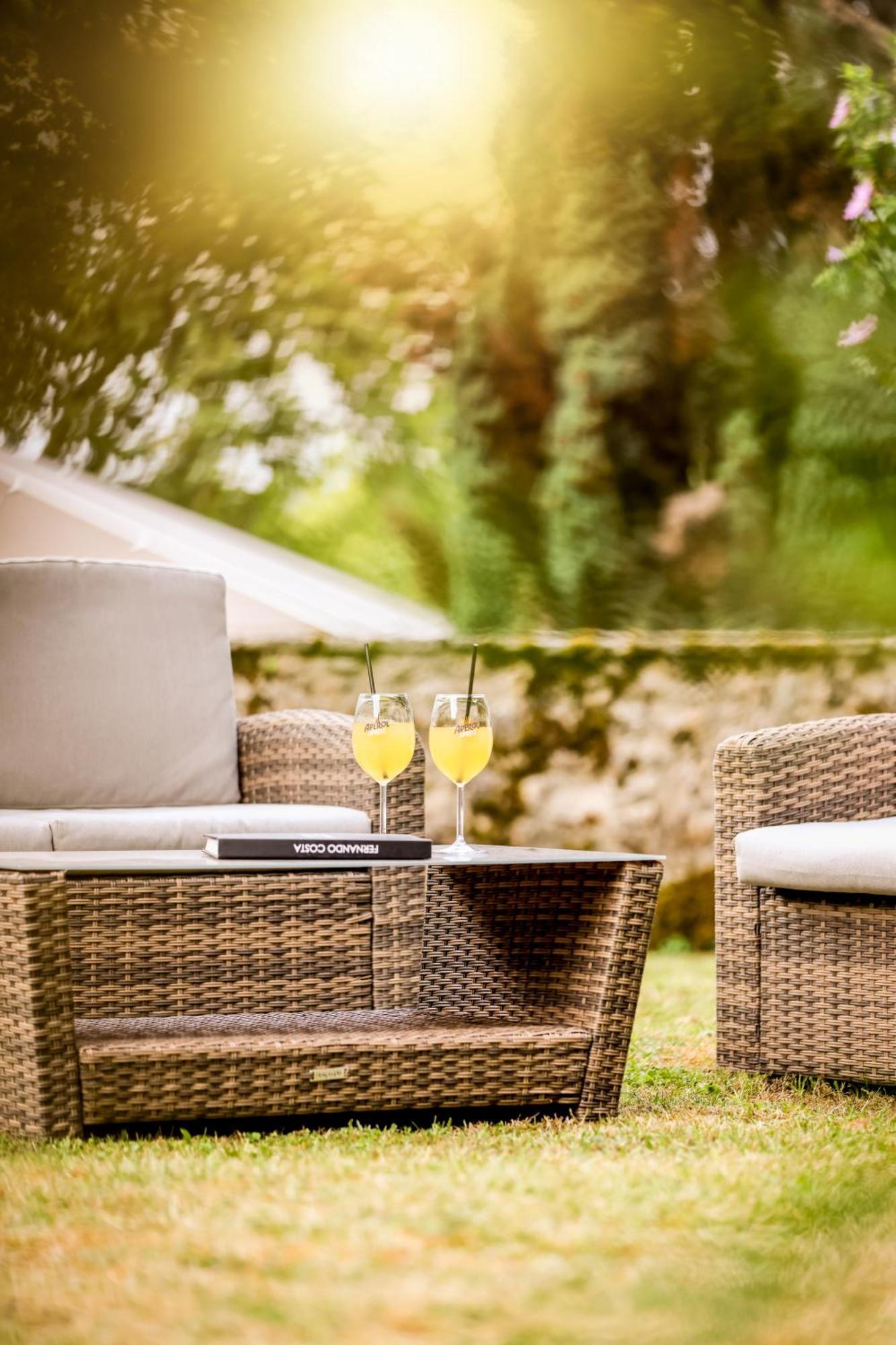 Boutique-Hotel Restaurant L'Atelier D'Epicure Logis Castels ภายนอก รูปภาพ
